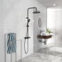 Schwarzes Schütte Adria Überkopf-Brauseset mit Thermostatarmatur im modernen Badezimmer.