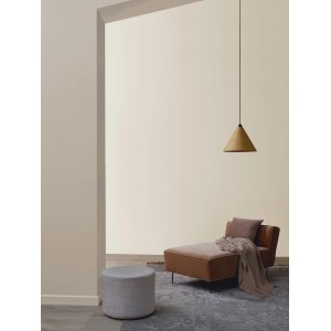 ELLE DECORATION Wandfarbe Highlight No. 514, matte, beige Wandgestaltung mit Möbeln.