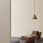 ELLE DECORATION Wandfarbe Highlight No. 514, matte, beige Wandgestaltung mit Möbeln.