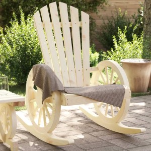 Adirondack-Schaukelstuhl aus hellem Tannen-Massivholz mit Wagenrad-Armlehnen auf Terrasse. Perfekt für Garten & Outdoor.