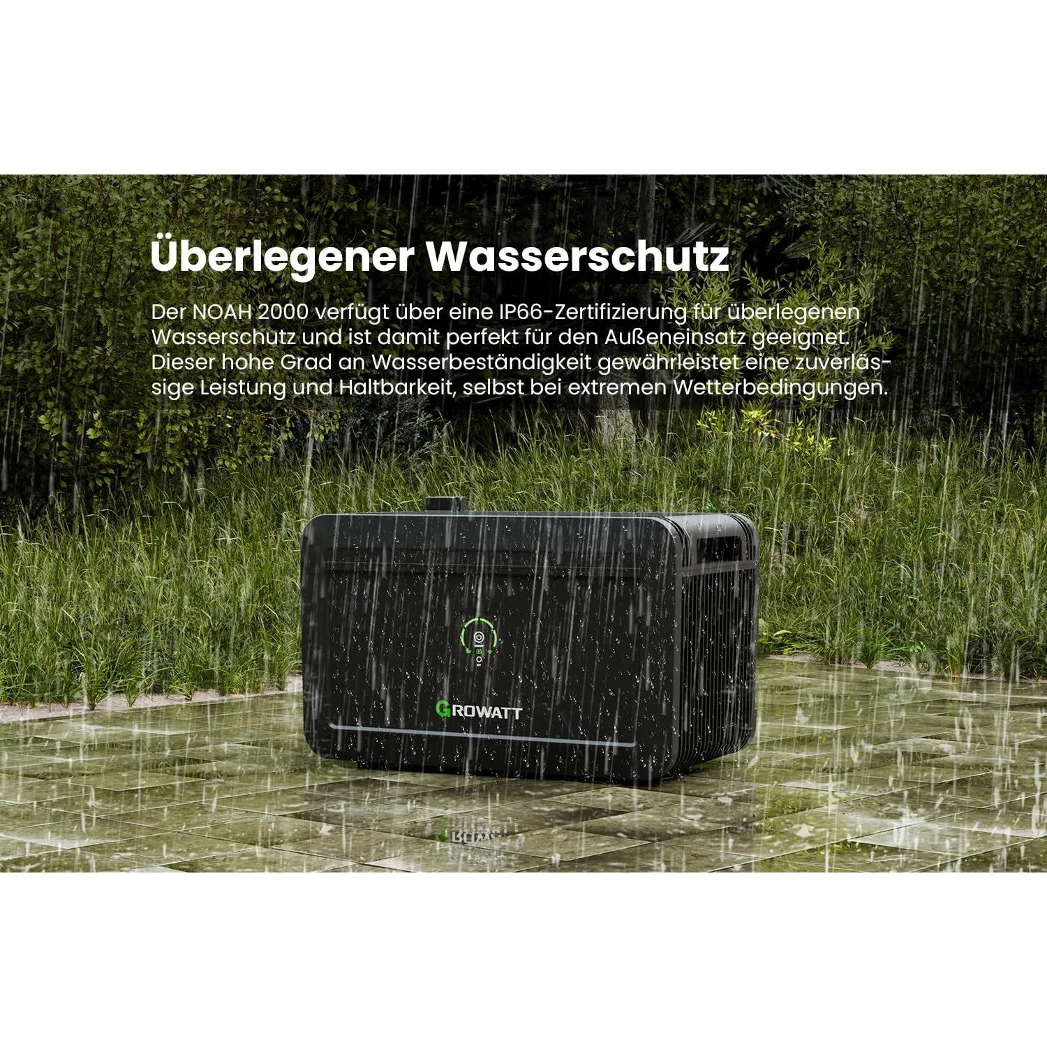 Growatt NOAH 2000 Solarspeicher im Regen, ideal für Balkonkraftwerke. Wasserdichtes Design.