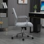 Hellgrauer Svita Office Comfort Bürostuhl mit niedriger Rückenlehne und Chromgestell.