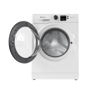 Bauknecht Frontlader-Waschmaschine BPW 914 B in Weiß mit offener Tür.