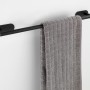 Wenko Badetuchstange Uno Orea, Edelstahl, schwarz matt, mit Handtuch.