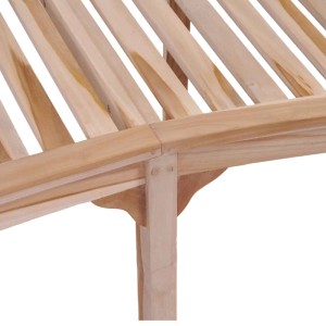 Detailansicht der VidaXL Bananenbank aus Teakholz, Gartenbank mit Lattenstruktur und Bein.