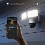 Eufy Flutlichtkamera E340 mit App-Steuerung und 2.000 Lumen Lichtstärke an Hauswand.