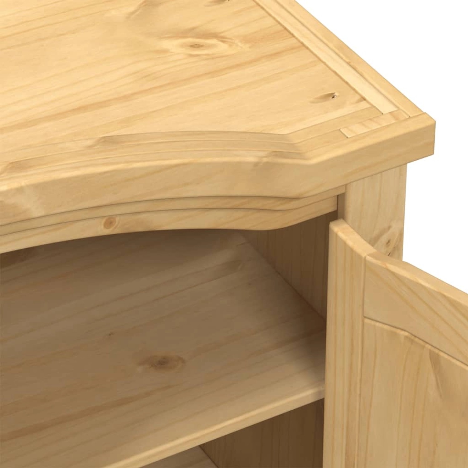 Detailansicht: Kiefer Massivholz Kleiderschrank Corona mit offener Tür und Regalböden.