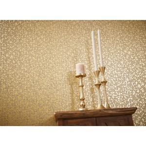 Goldene A.S. Creation Vliestapete Metropolitan Stories II Said mit Ornamenten an der Wand.