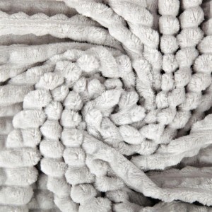 Hellgraue Bestlivings Kuscheldecke Jacquard Flanell, 130x170 cm, Detailansicht.