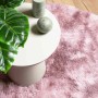 Altrosa Shaggy Hochflorteppich NAVARRA aus Polyester, rund, unter Beistelltisch. Weiche, flauschige Textur.
