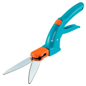 Gardena Grasschere Classic mit drehbarem Kopf, blau-orange, für präzise Rasenkanten.