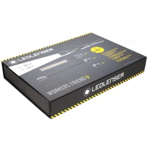 Brainstream LED Lenser 4in1 Lampe mit 4 Lichtaufsätzen in Produktverpackung.