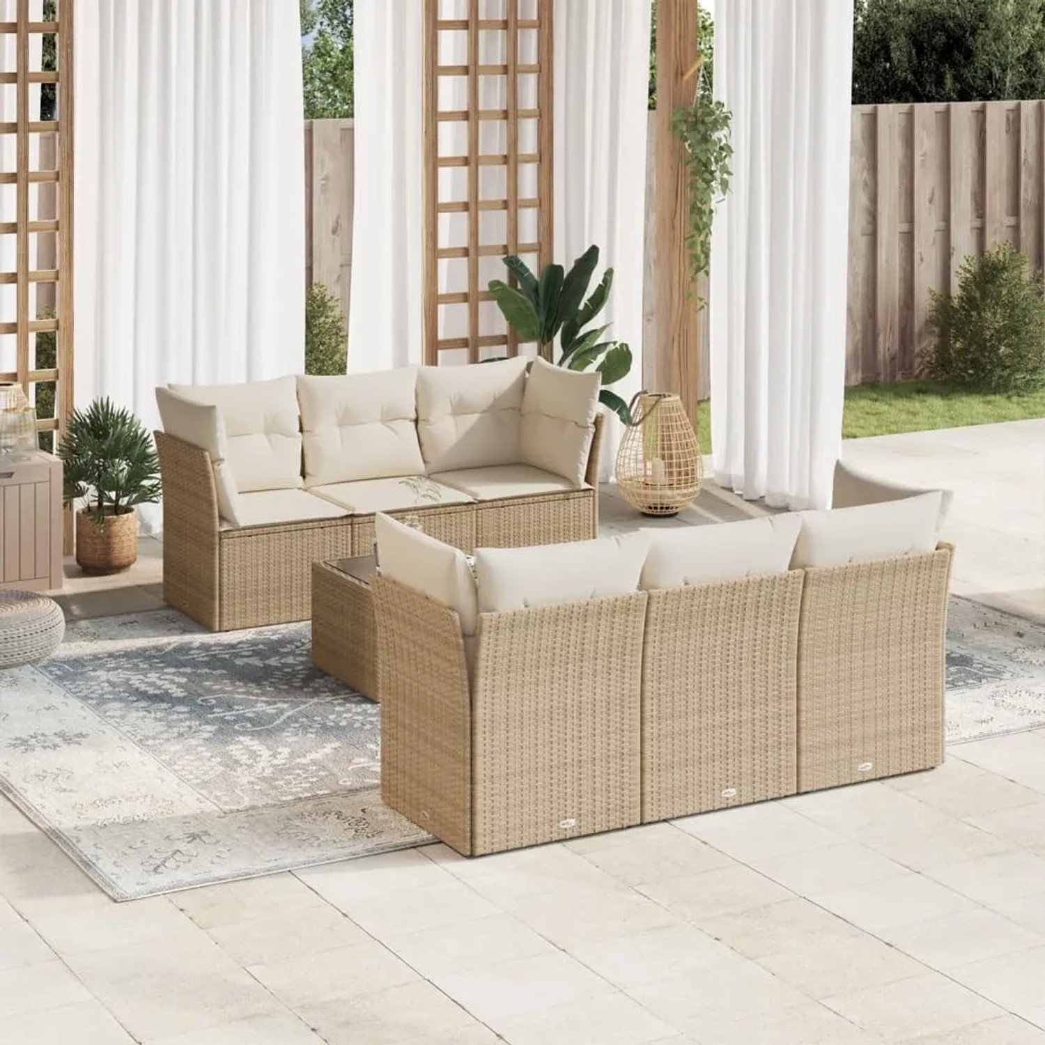 Beige 7-teilige Garten-Sofagarnitur aus Rattan mit Kissen für Terrasse und Garten.