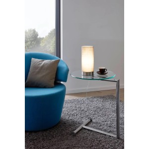 Moderne Eglo Tischleuchte Pasteri in Grau-Nickel matt mit Touch-Funktion, 40W, auf einem Beistelltisch.