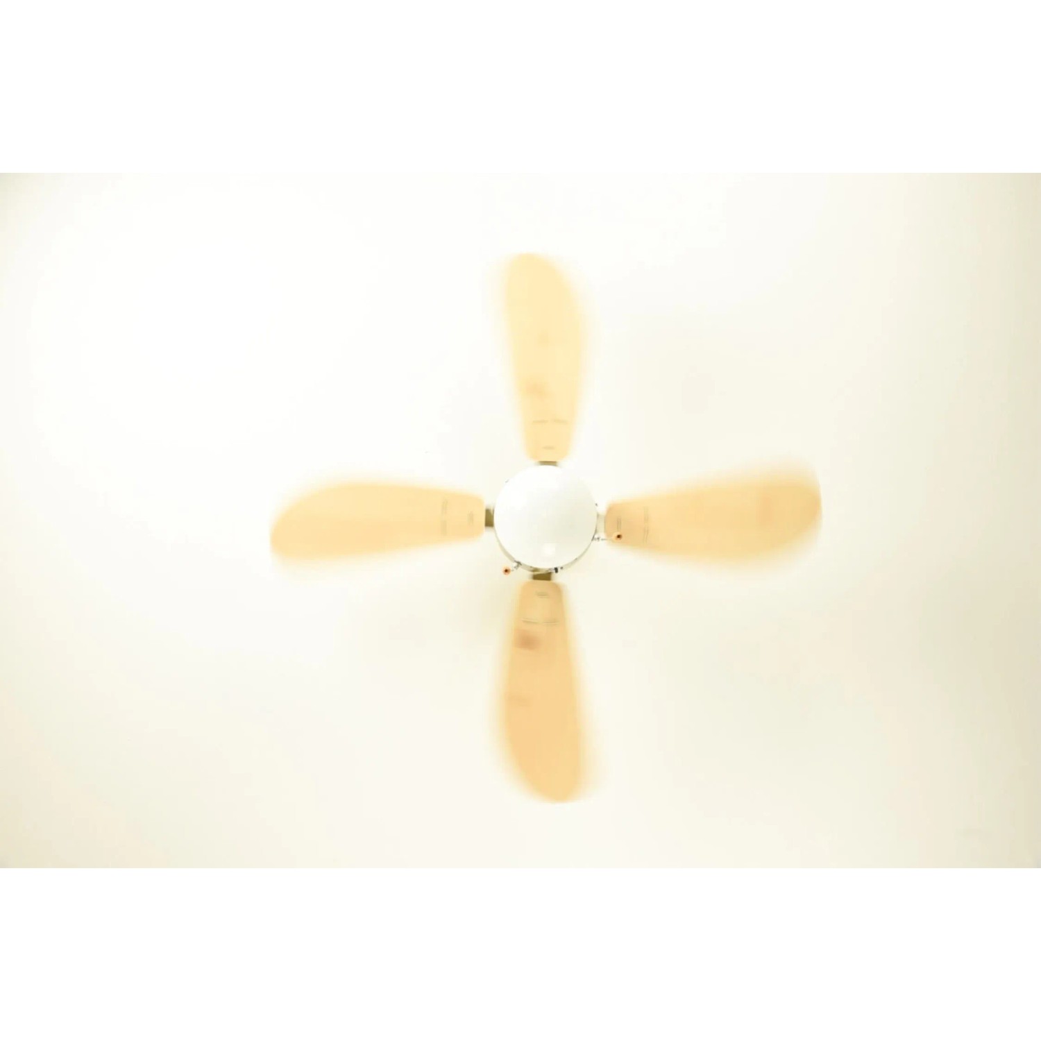 AIRERYDER Deckenventilator Classic, 105 cm, Nickel/Kiefer, mit Beleuchtung und Zugketten.