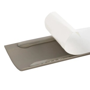 Selbstklebendes KARAT Anpassungsprofil in Edelstahloptik, geeignet für Höhenausgleich bis 11 mm.