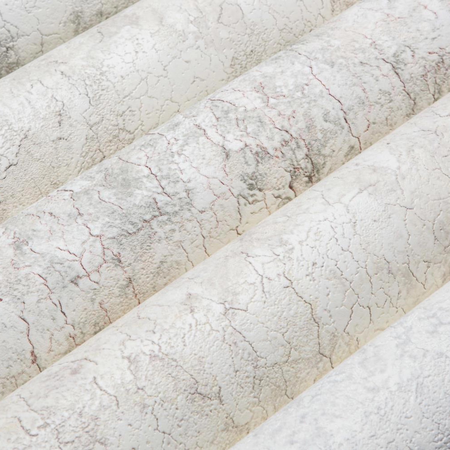 Rollen der weißen EDEM Vliestapete 807DN40 mit Struktur in Hellgrau und matter Optik.