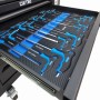Offene Schublade eines DeTec Werkstattwagens mit T-Griff Sechskant- und Torx-Werkzeugen in schwarzer Schaumstoffeinlage mit blauen Akzenten.