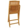 Zusammengeklappter Holzstuhl aus Akazie, Teil des 3-tlg. Balkon-Sets von vidaXL. Gartenmöbel für kleine Flächen.