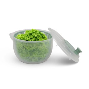 ProHome Salatschleuder, 2,7 Liter, Ø20 cm, Grün, gefüllt mit Salat. Küchenhelfer zum Trocknen von Salat.