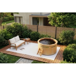 Finntherm Holz-Badefass Bergen (Ø 200 cm) mit Leiter im Garten.
