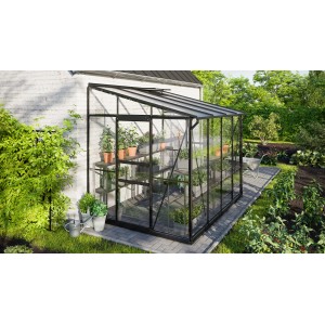 Schwarzes Vitavia Anlehn-Gewächshaus Ida 5200 mit Glas und Pflanzen an Hauswand.