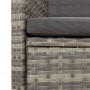 Detailaufnahme: Grauer Rattan Gartensessel mit Kissen aus der vidaXL 11-tlg Essgruppe.