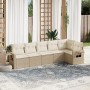 Beige 6-teilige Garten-Sofagarnitur aus Rattan mit cremefarbenen Kissen.