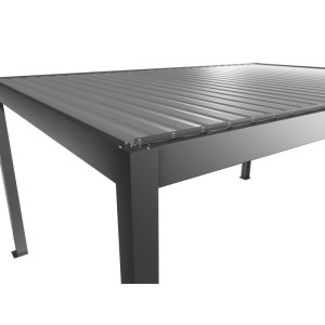 Biohort Pergola 5x3,5m in Quarz-Silber, Detailansicht der Lamellen und Rahmenkonstruktion.