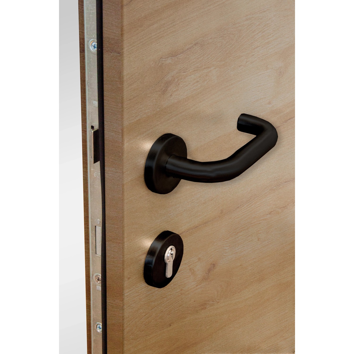 Detailansicht: Splendoor Sicherheitshaustür Milano Prime RC2 mit schwarzem Griff und Schloss in Eiche Natur Optik.