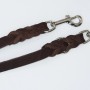 Braune Heim Hunde-Vorführleine aus Leder, 220 cm lang, mit geflochtenem Detail und silbernem Haken.