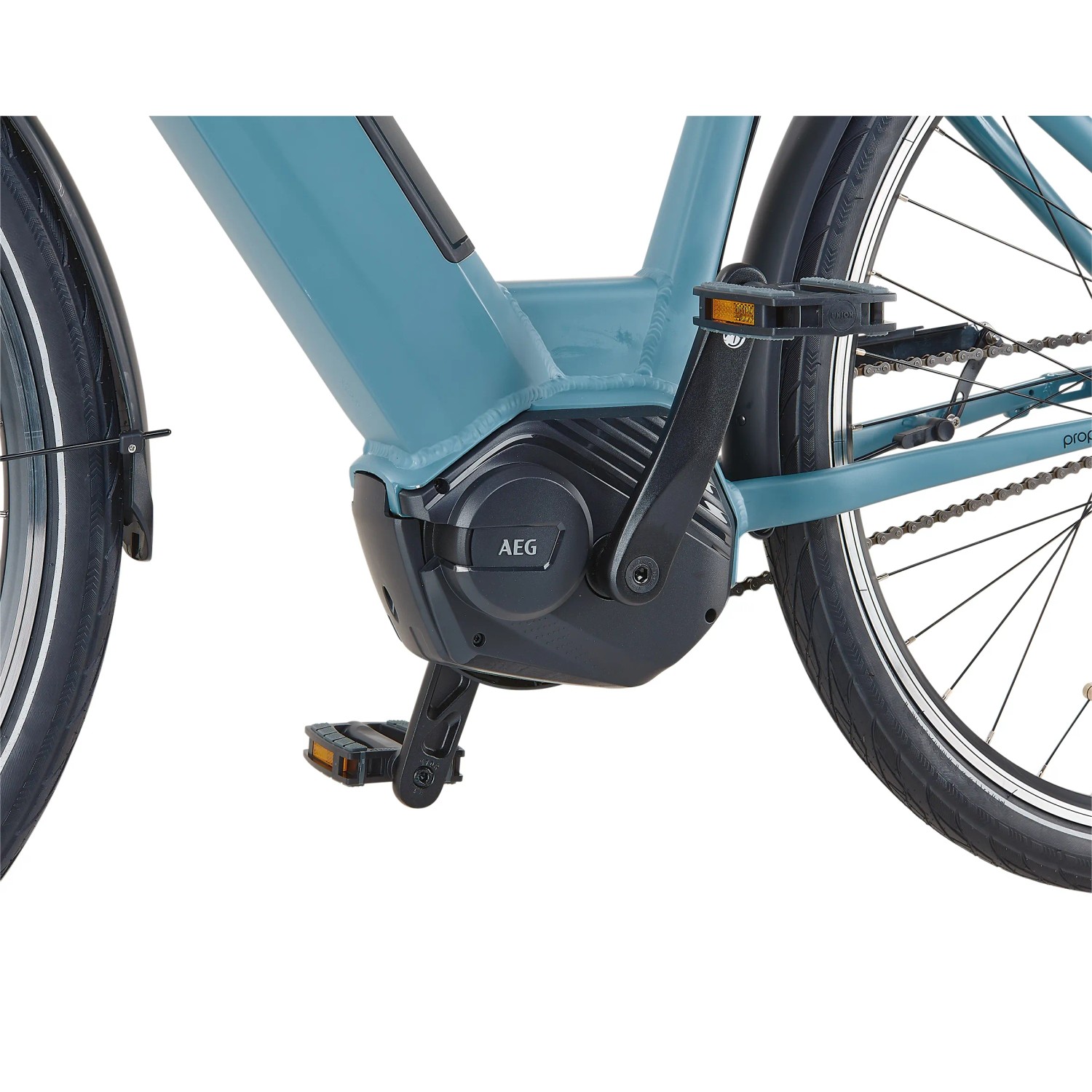 Detailaufnahme: Blaues Prophete City E-Bike Geniesser 3.9 mit Mittelmotor und Pedal.