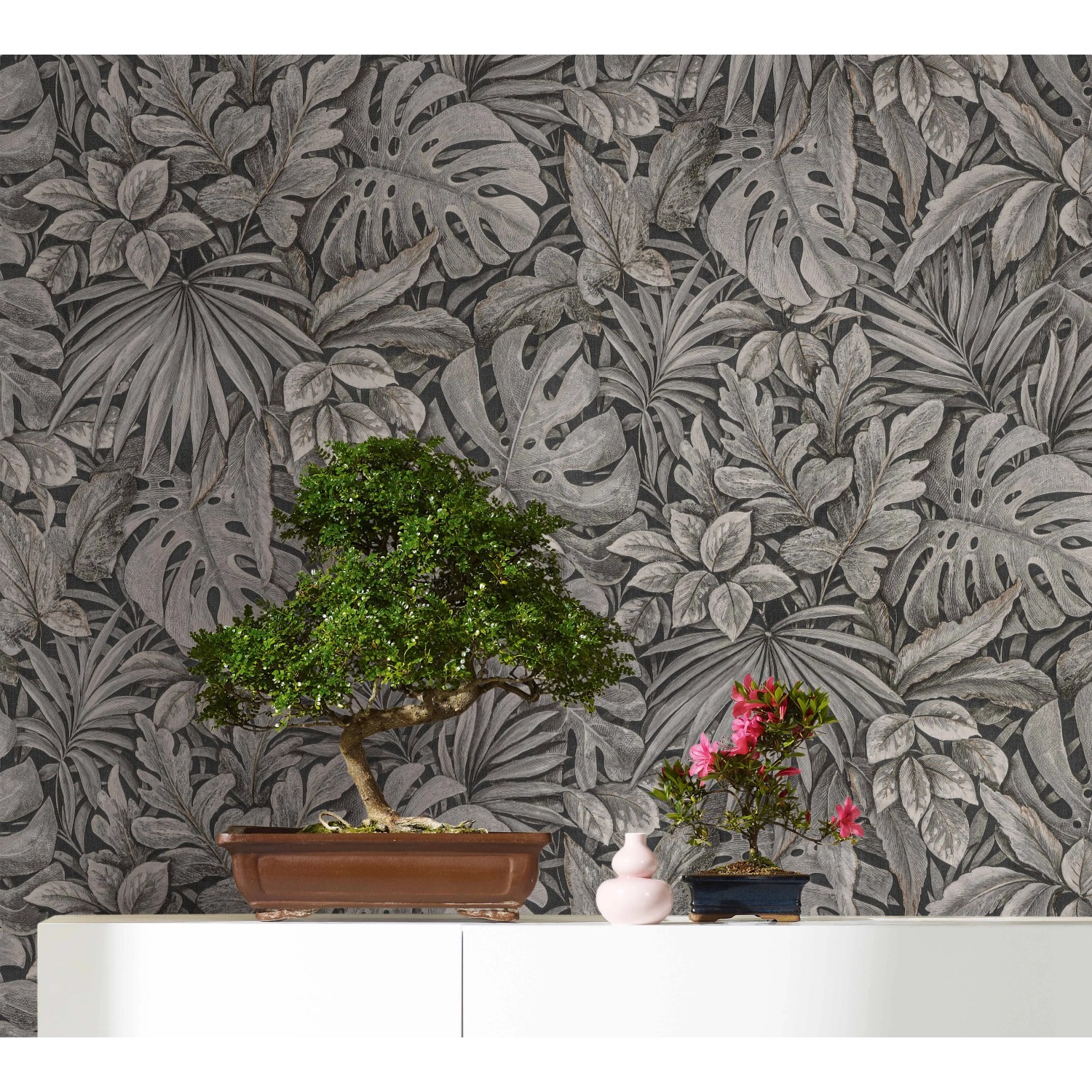 Marburg Vliestapete Botanica Floral Braun mit Pflanzenmuster als Dekoration.