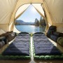 Dunkelblaue ECD Germany Schlafsäcke im Zelt mit Blick auf einen See. Camping & Zubehör.