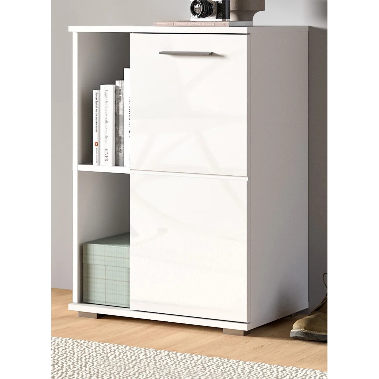Weißer Hochglanz Schuhschrank Grazie, 55 cm, mit offener Ablage und Tür. Modernes Design für Flur Stauraum.