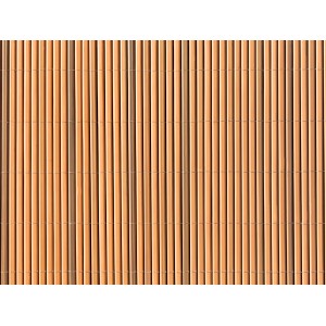 Floraworld Sichtschutzmatte in Teak-Optik aus robustem Kunststoff.