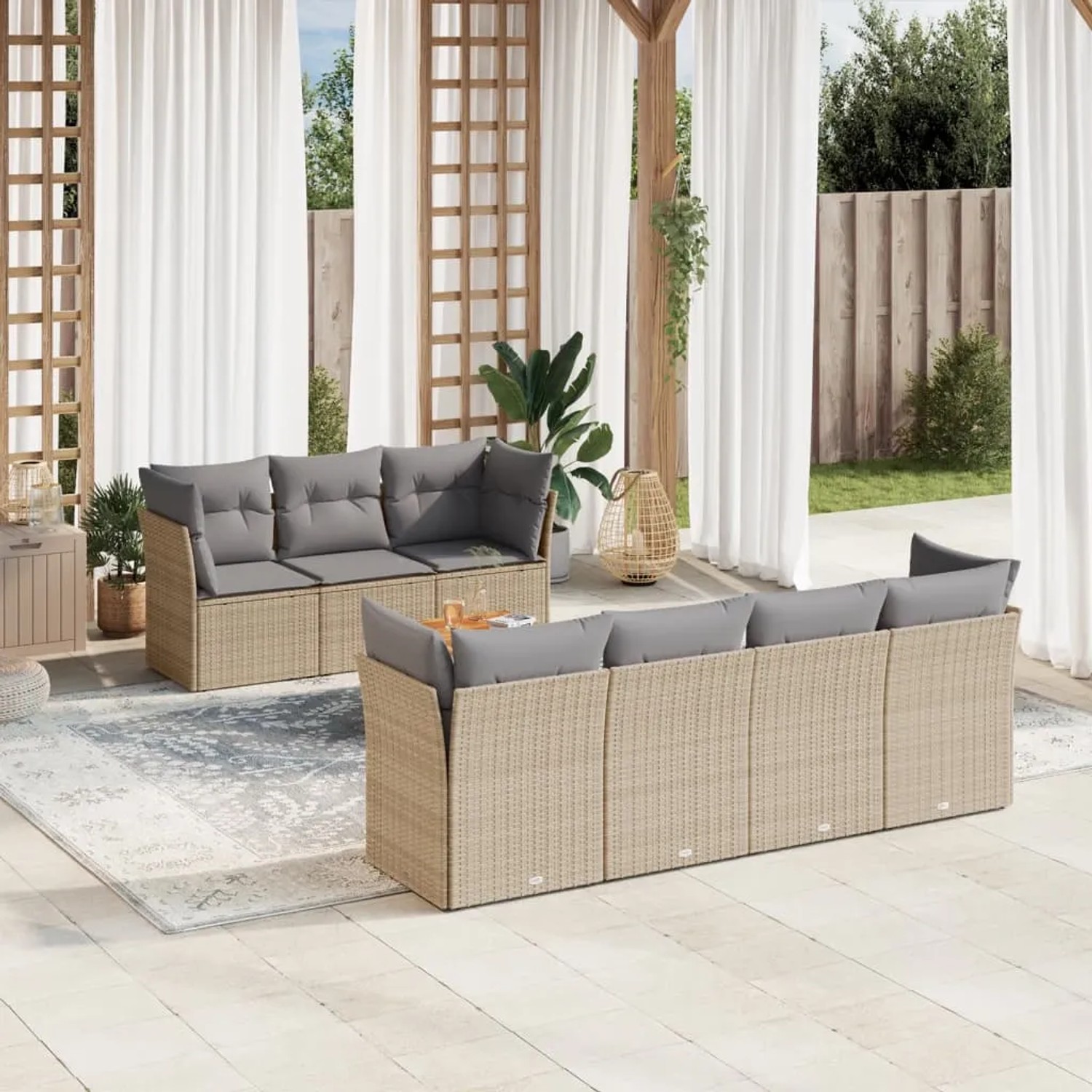 Beige 8-tlg. Garten Sofagarnitur aus Poly Rattan mit grauen Kissen.