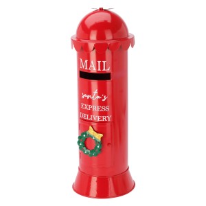 Roter Weihnachts-Briefkasten aus Eisen, 53cm hoch, mit weißer Schrift und kleinem Weihnachtskranz.