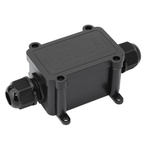 Schwarze S-Impuls Abzweigdose IP68 für den Außenbereich mit zwei Kabelanschlüssen.