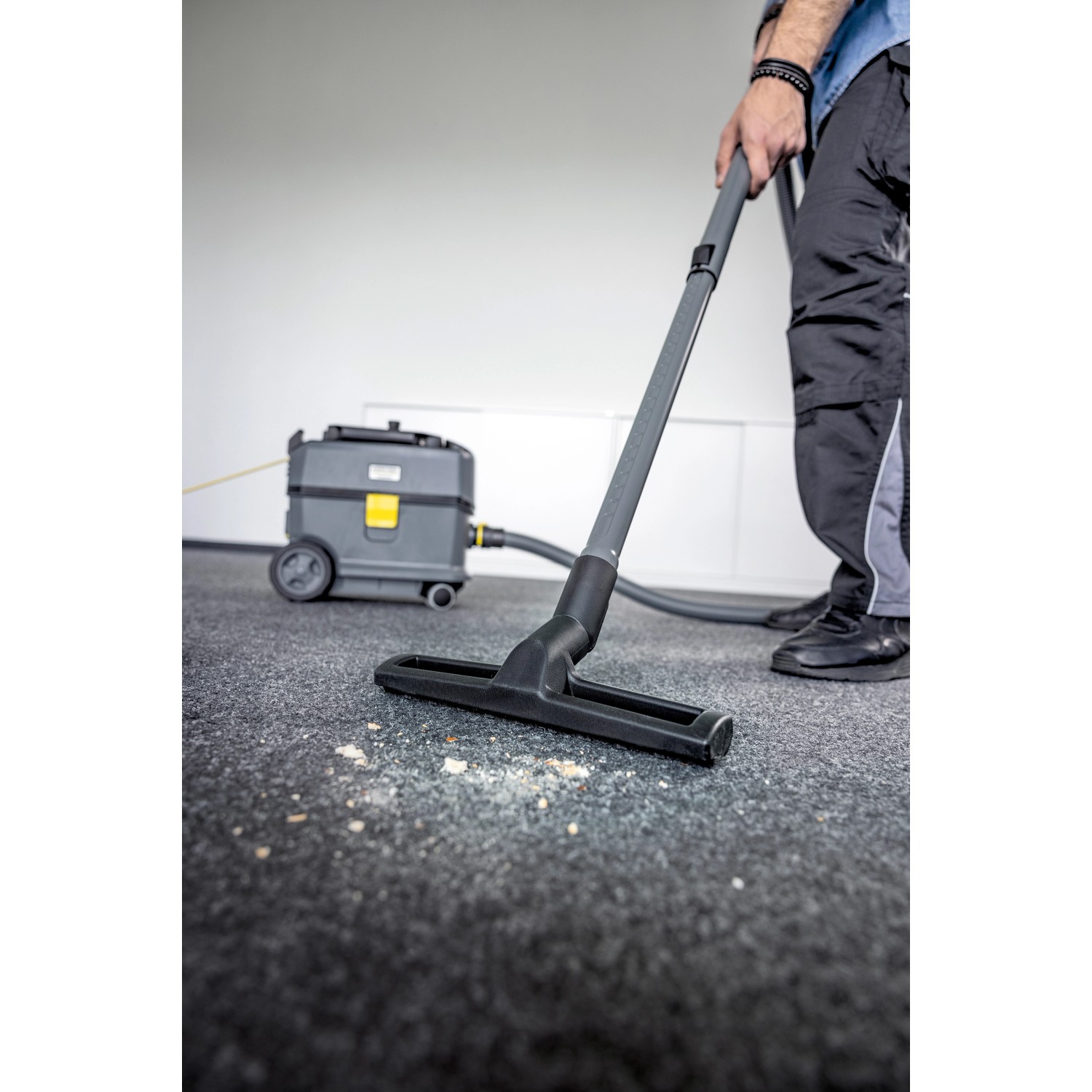 Kärcher Staubsauger T 10/1 ADV mit Beutel & Kabel 585 W_7