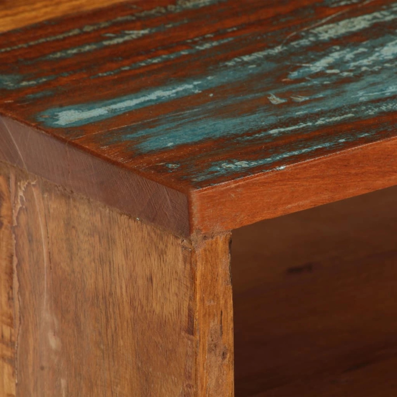 Detailansicht: VidaXL TV-Schrank aus Altholz, rustikaler Stil, Teil der Wohnwand.