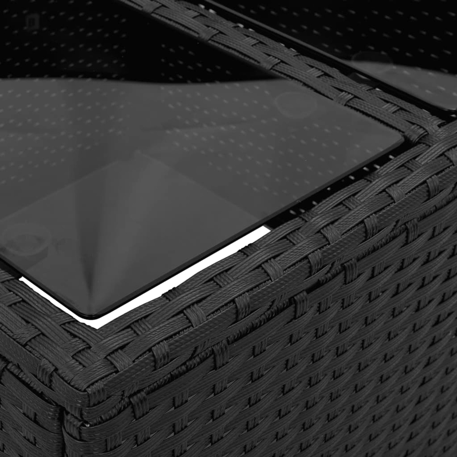 Schwarzer vidaXL Gartentisch mit Glasplatte, Poly Rattan, Detailansicht.