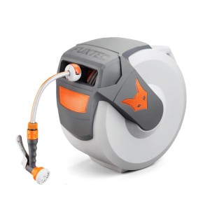 FUXTEC Gartenschlauchaufroller 30m in Grau/Orange mit automatischem Einzug und Spritzpistole.