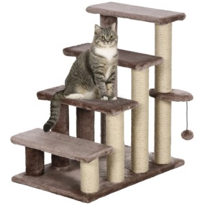 PawHut Katzentreppe mit 4 braunen Plüschstufen, Sisal-Kratzbaum und Spielball. Eine Katze sitzt darauf.