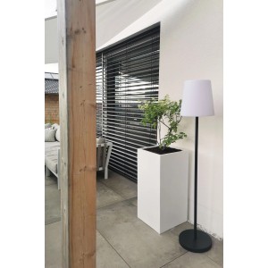 Weißer Vivanno Pflanzkübel Block (40x40x80 cm) aus Fiberglas für Garten und Terrasse.