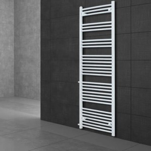 Weißer LuxeBath Renovierungsheizkörper 500x1800 mm, gerade, mit 900mm Nabenabstand.