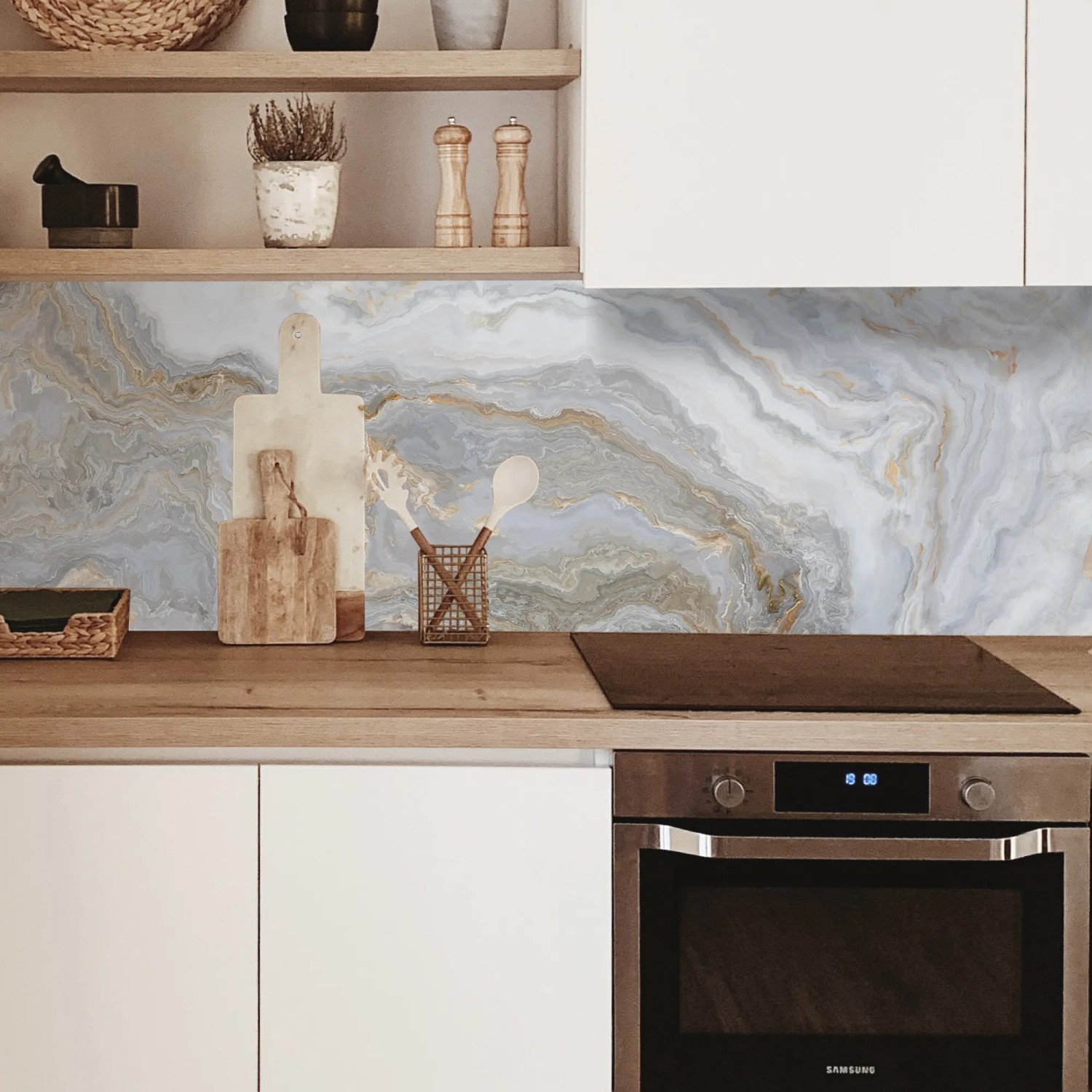 MySpotti Küchenrückwand Profix Cucina Stig, 100x60 cm, Stein Marmor-Hell in moderner Küche.