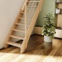 Helle Intercon Palermo Raumspartreppe aus naturbelassenem Holz mit Edelstahlgeländer in modernem Wohnraum. Innentreppe.