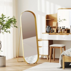 Freistehender Ganzkörperspiegel, goldener Metallrahmen, 160 cm hoch, für Schlafzimmer oder Ankleidezimmer.