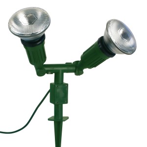 Grüner 2-flammiger Gartenspot mit Erdspieß für PAR38 Leuchtmittel (exklusive).